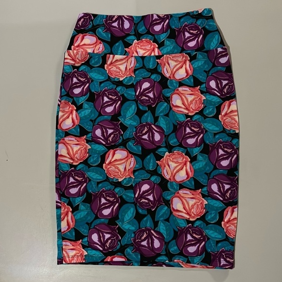LuLaRoe Dresses & Skirts - Lularoe Pencil Skirt